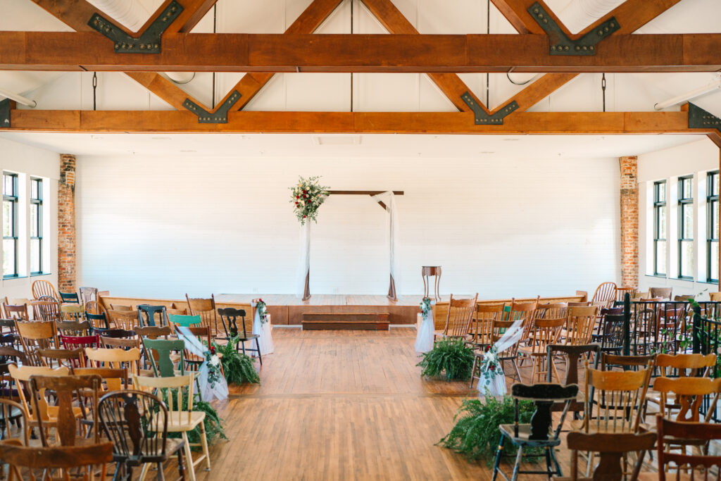 School House in Travelers Rest Wedding Photographer
Ceremony Space 