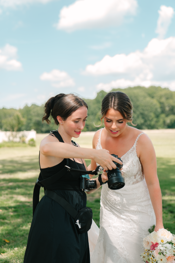 Greenville Wedding Photographer, Kayla Susie with a bride. 